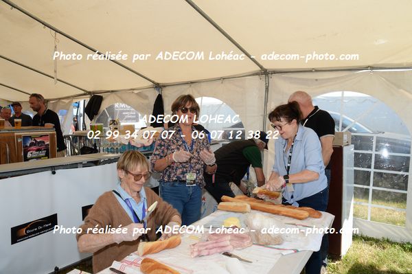 http://v2.adecom-photo.com/images//6.COURSE DE COTE/2023/9_COURSE_DE_COTE_ST_GOUENO_2023/LA_BUVETTE/39E_5314.JPG
